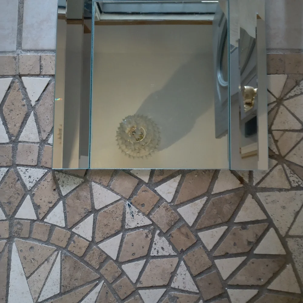 Beautiful Vanity Mirror w/ Bold sides. 12